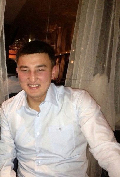 Жанибек Шарипов