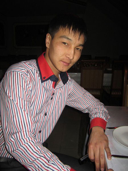 Айбек Азилханов