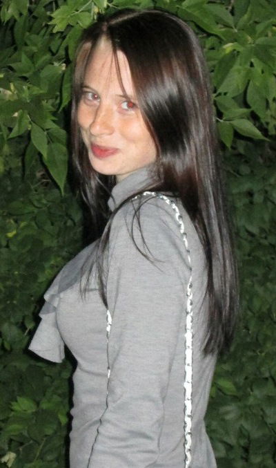 Зина Власенко