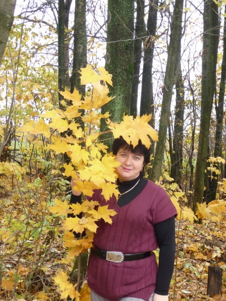 Елена Попова