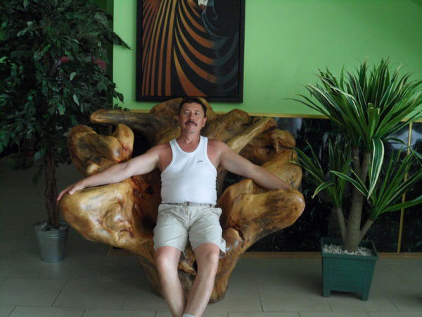 Роман Садыков