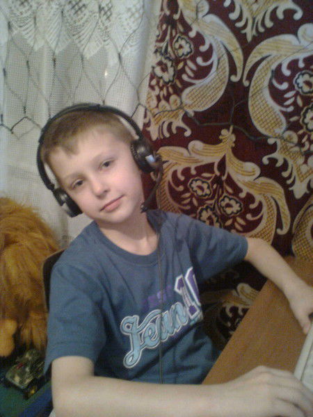 Максим Вакулин