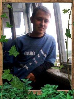 Александр Олейников