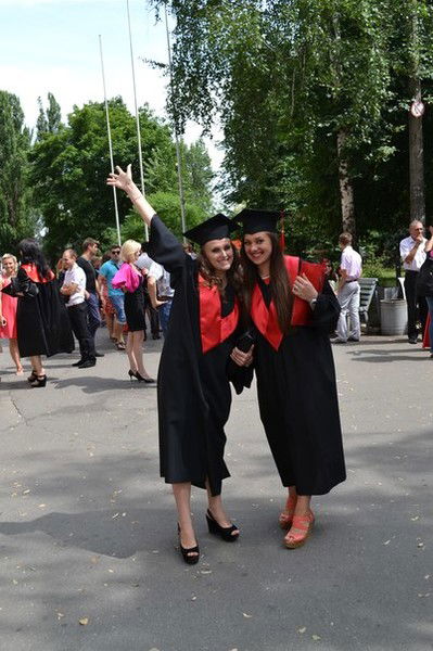 Елена Махиня