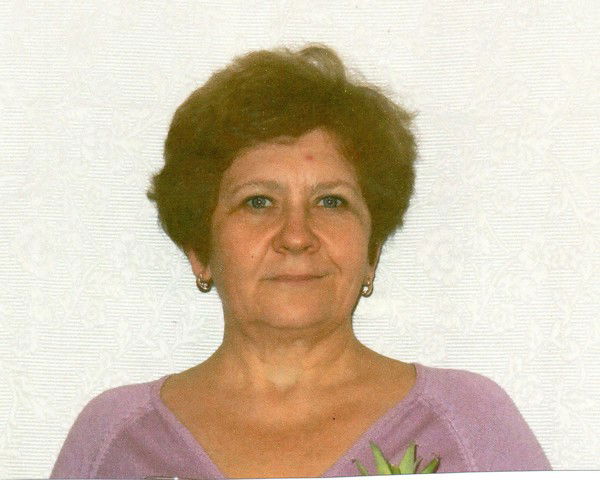 Лариса Полякова