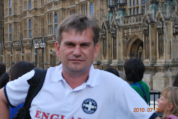 Владимир Андреев