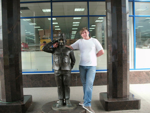 Феликс Старых