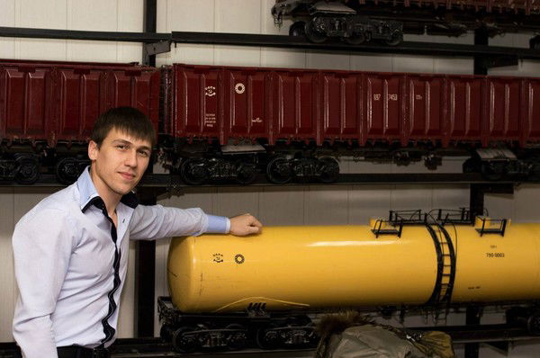 Дмитрий Гамбург