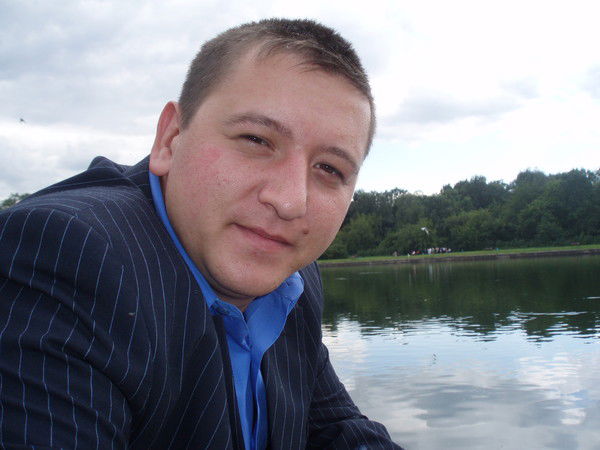 Максим Саенко