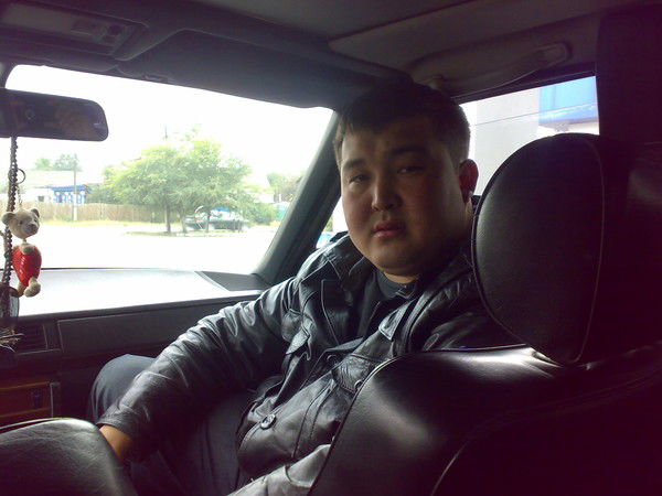 Адлет Калиев