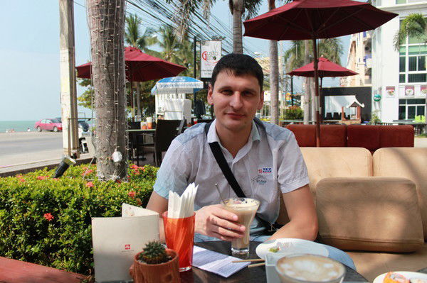 Дмитрий Толстоногов