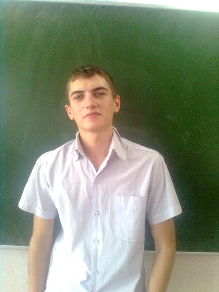 Анатолий Яровенко