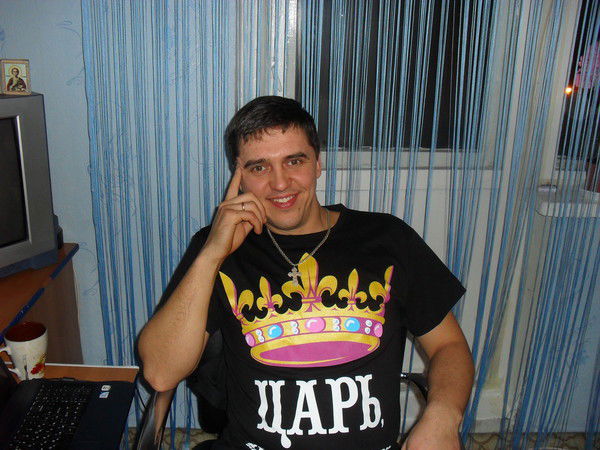 Антон Халиков