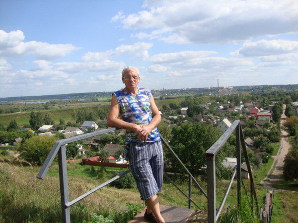 Петр Лазовский