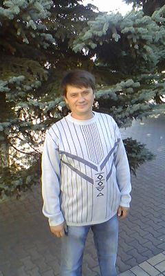 Сергей Овчаров