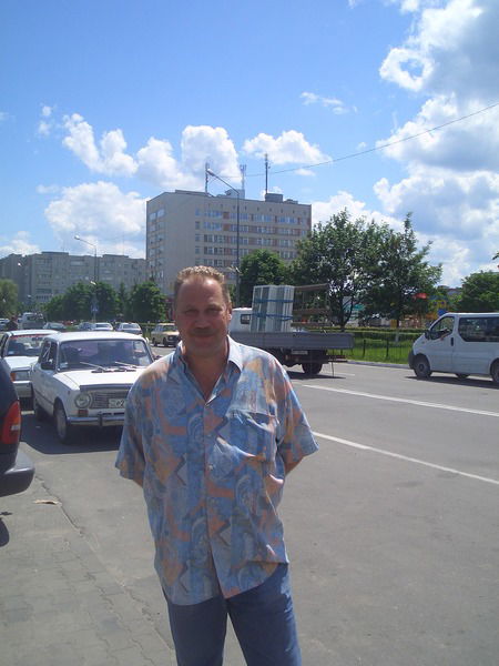 Юрий Есиков