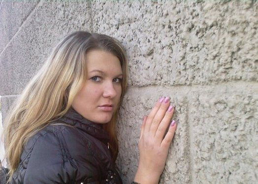 Леся Леонькова