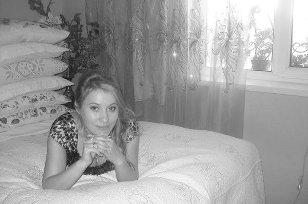 Наргиз Ашрафи