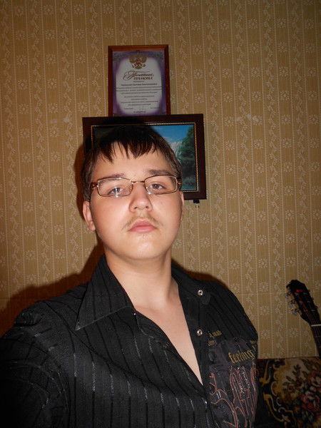 Антон Чернышов