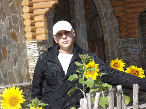 Макс Немцев