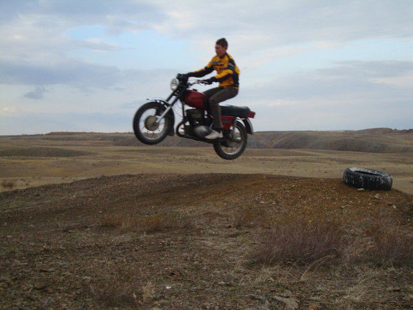 Максим Жданов