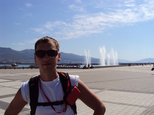 Антон Томилов