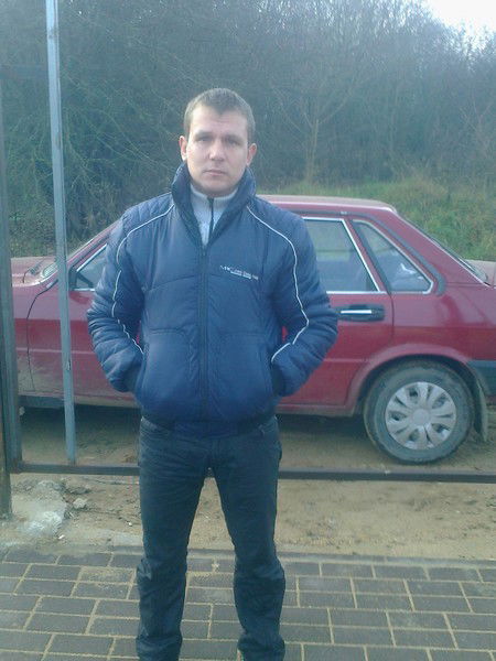 Олег Левков