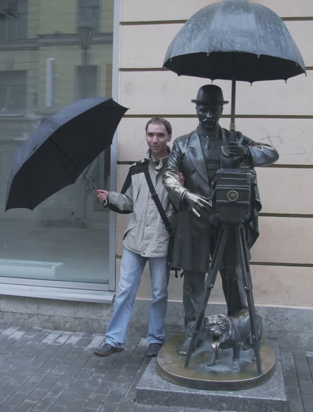 Максим Викторов