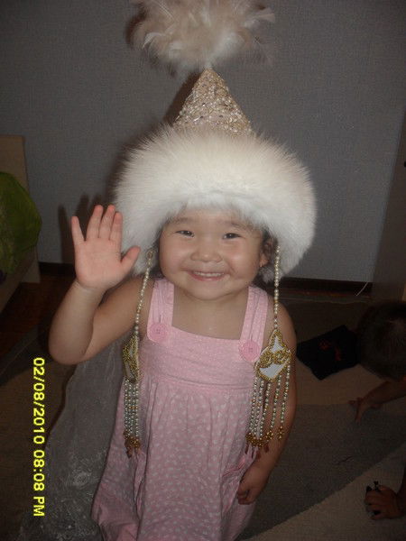 Айнаш Дошманова