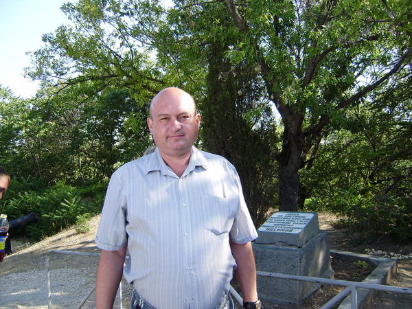 Александр Старостин