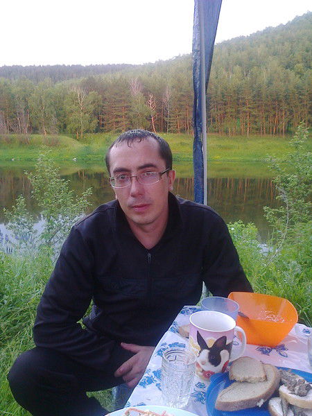 Андрей Богатов