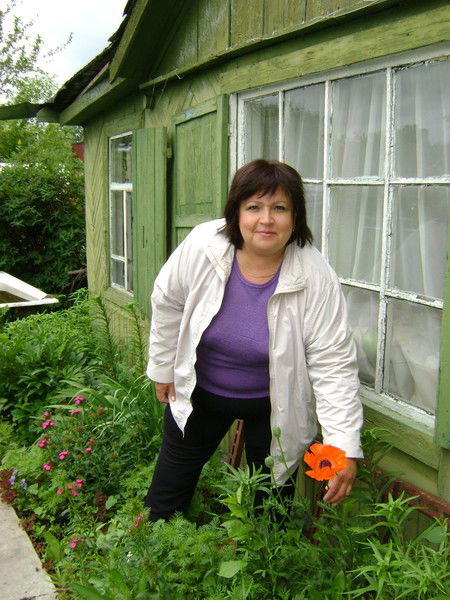 Нина Саламатова