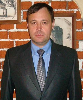 Игорь Константинов