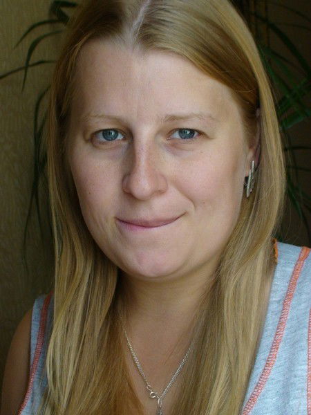 Лена Яценко