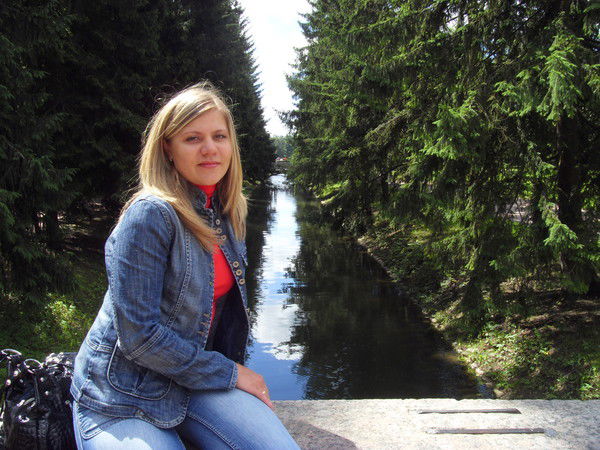 Елена Панарина