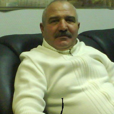 Геннадий Попов