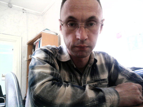 Олег Чернов