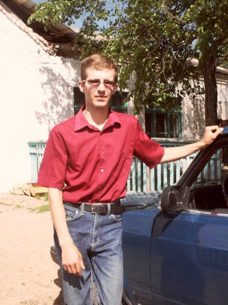 Максим Томилов