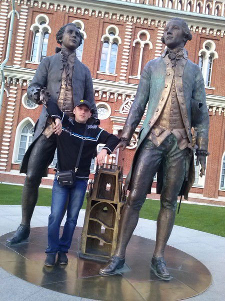 Сергей Вахатов