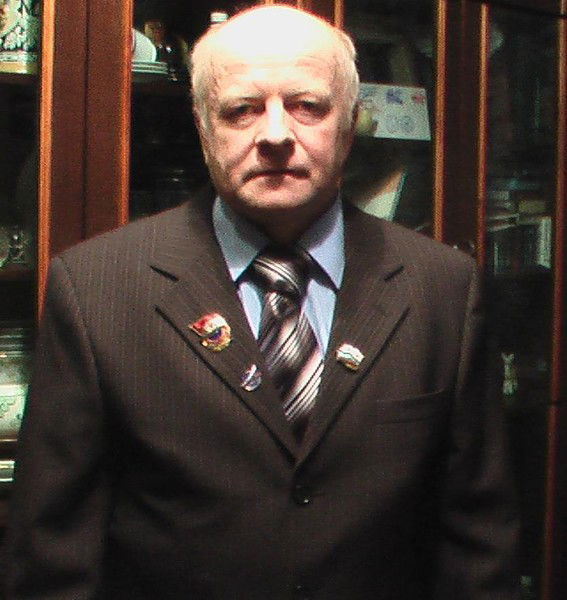 Александр Мельников