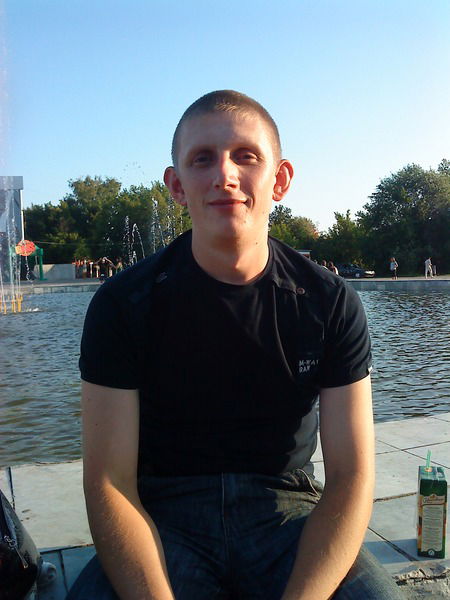 Влад Симанов