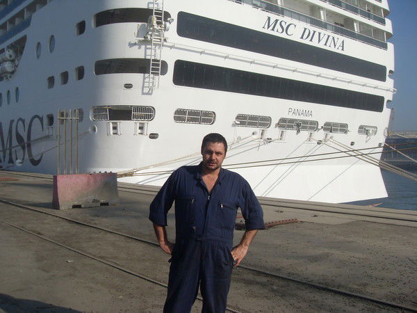 Виталий Слюсаренко