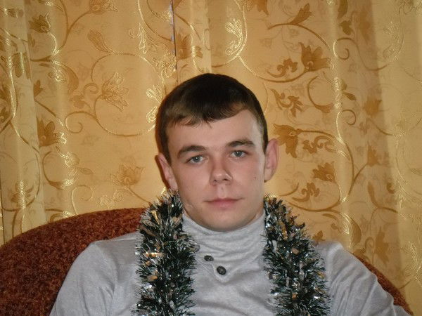 Максим Конопельцев