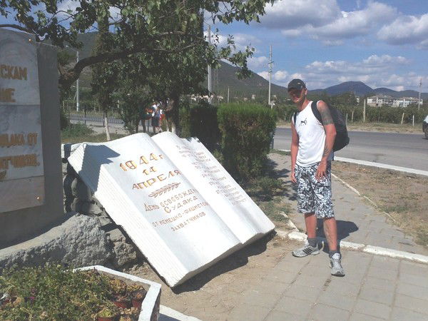 Денис Киров