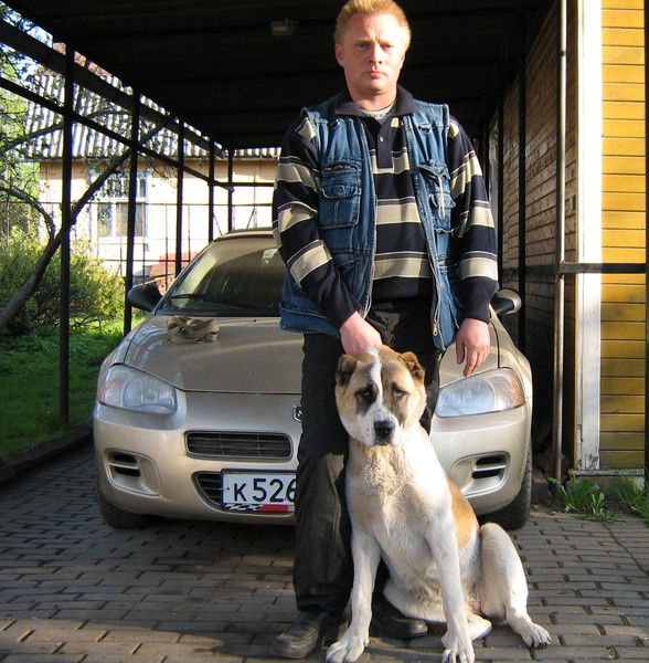 Роман Петров