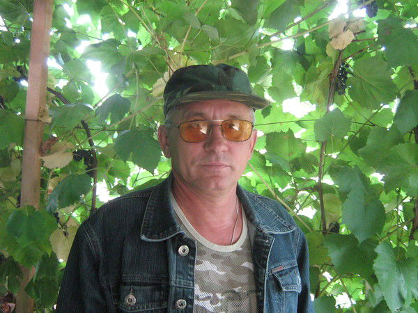 Анатолий Жучков