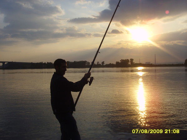 Денис Янаев