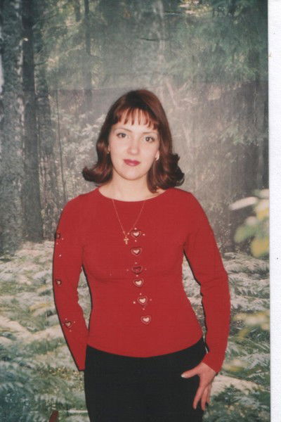 Елена Попова