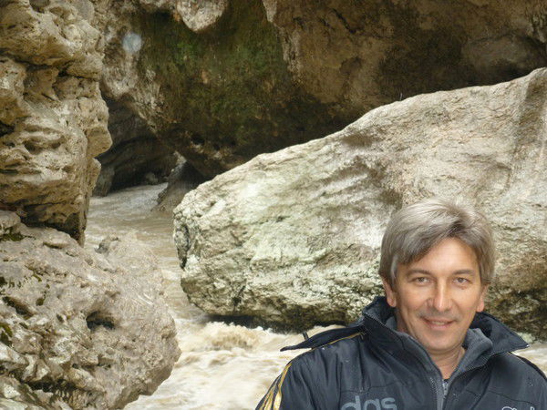 Александр Иванов