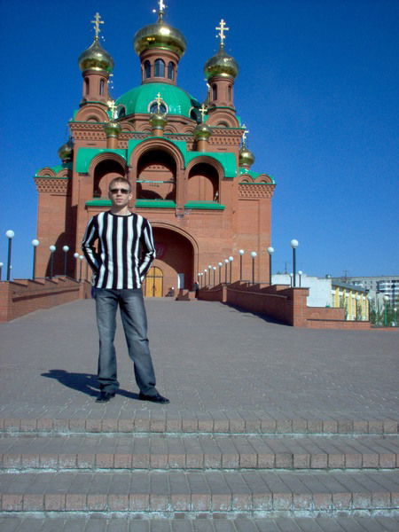 Евгений Новиков